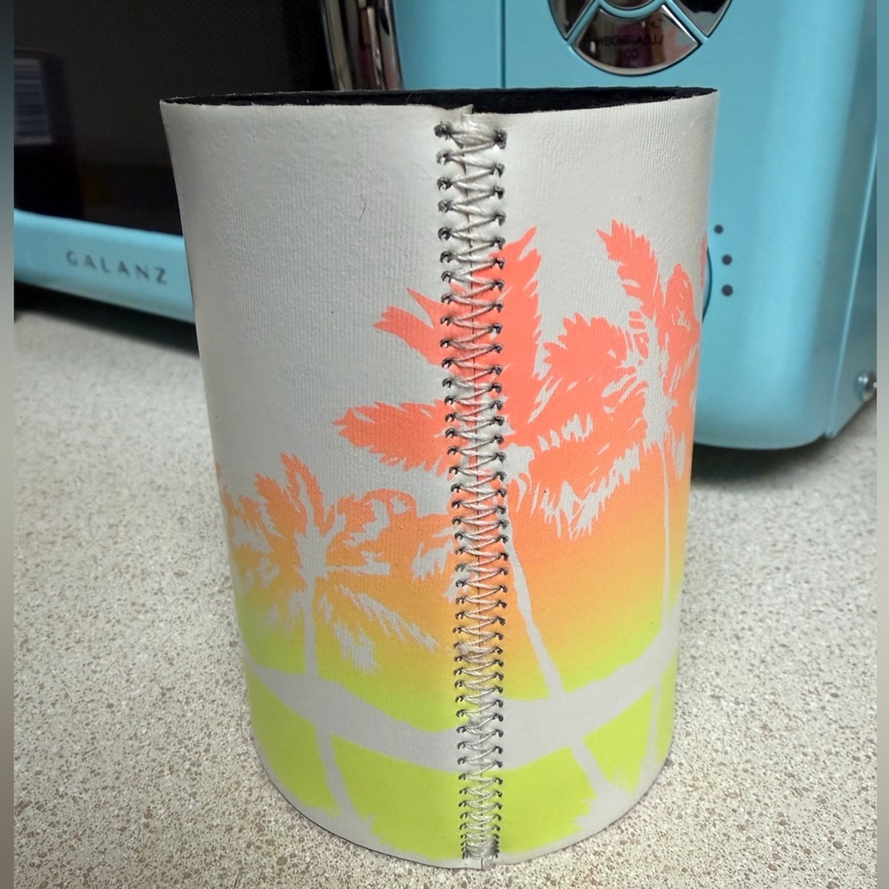 Victoria's Secret PINK Palm Tree Koozie - Picture 2 of 5